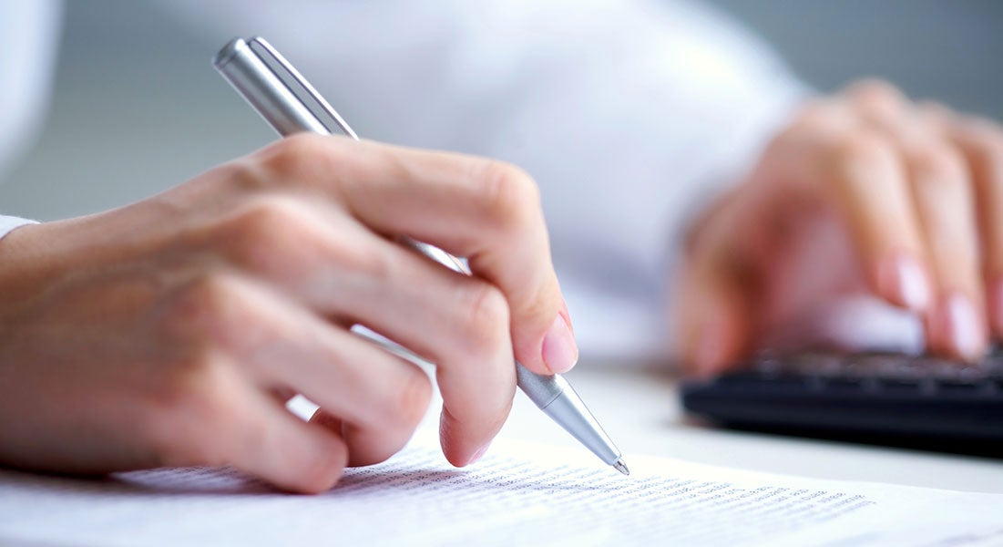 Shop Click Drive in DE WITT, IA