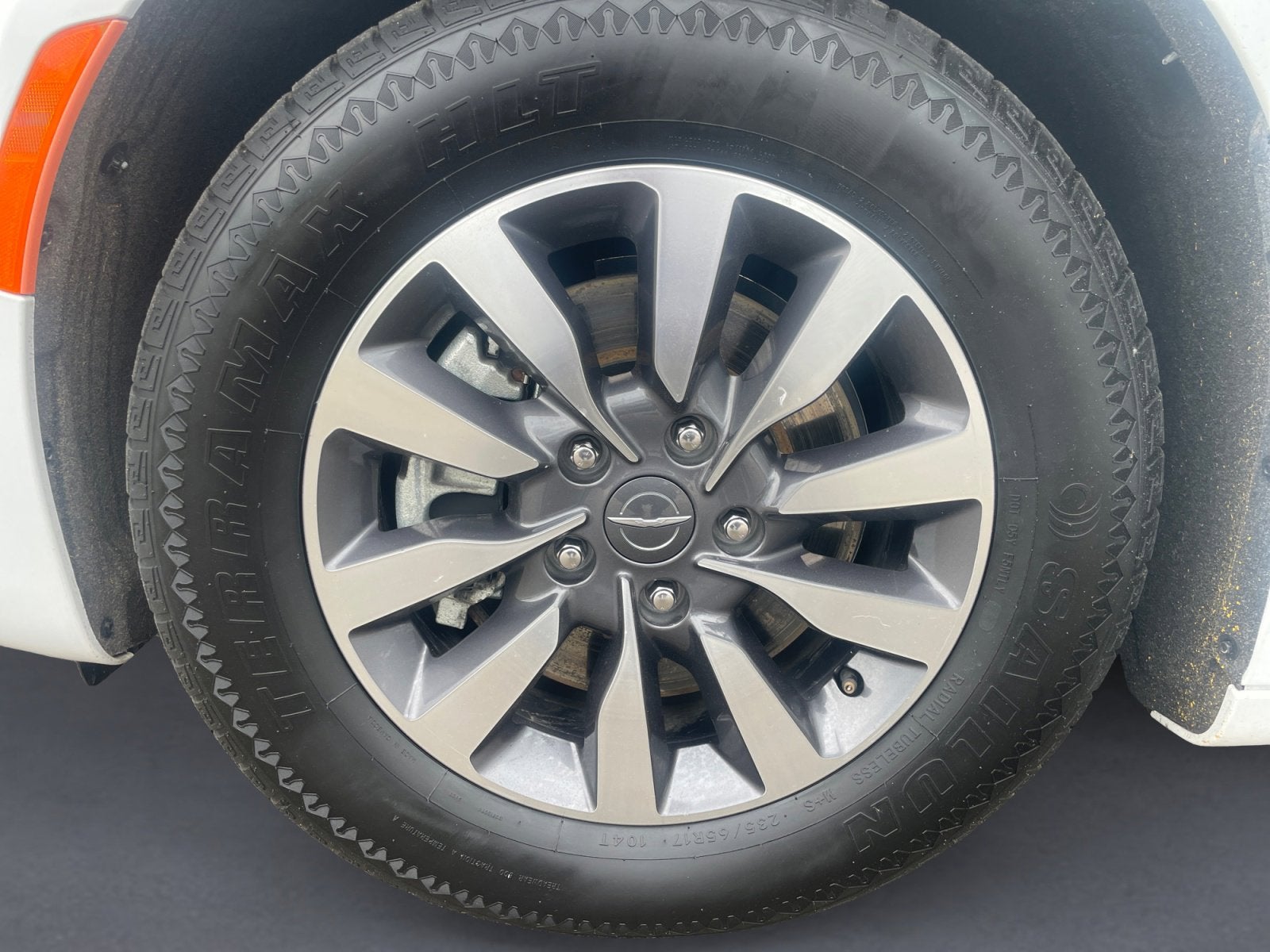 2023 Chrysler Pacifica Hybrid Touring L
