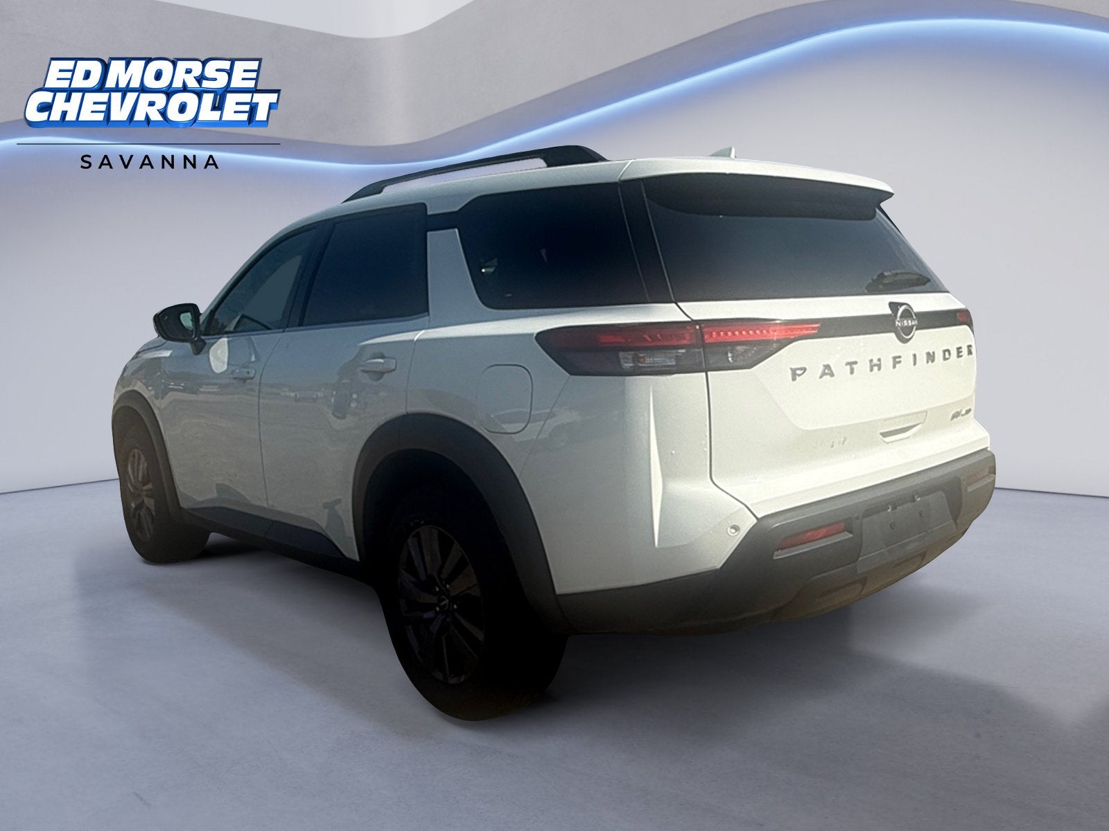 2022 Nissan Pathfinder SV