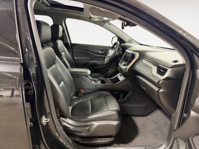 2022 GMC Acadia SLT
