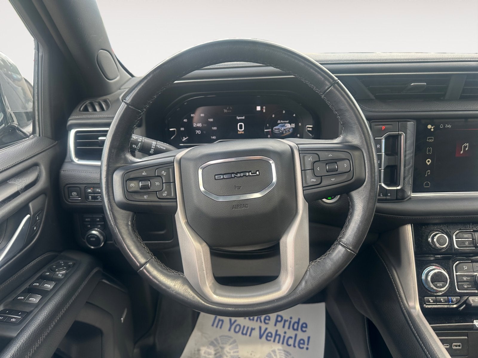 2022 GMC Yukon XL Denali