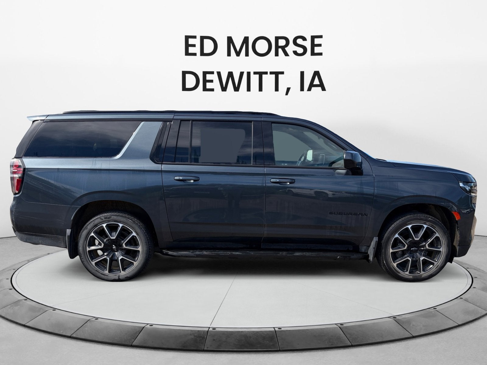 2021 Chevrolet Suburban RST
