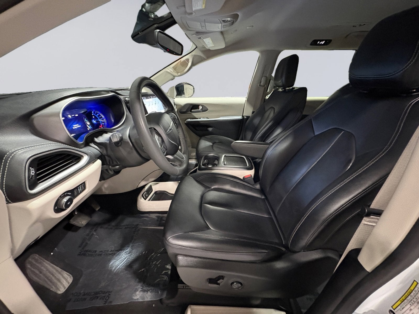 2024 Chrysler Pacifica Hybrid Select