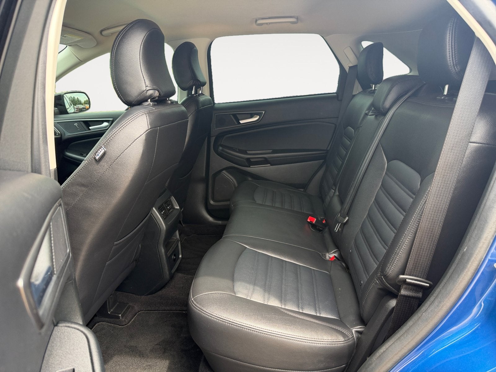 2022 Ford Edge SE