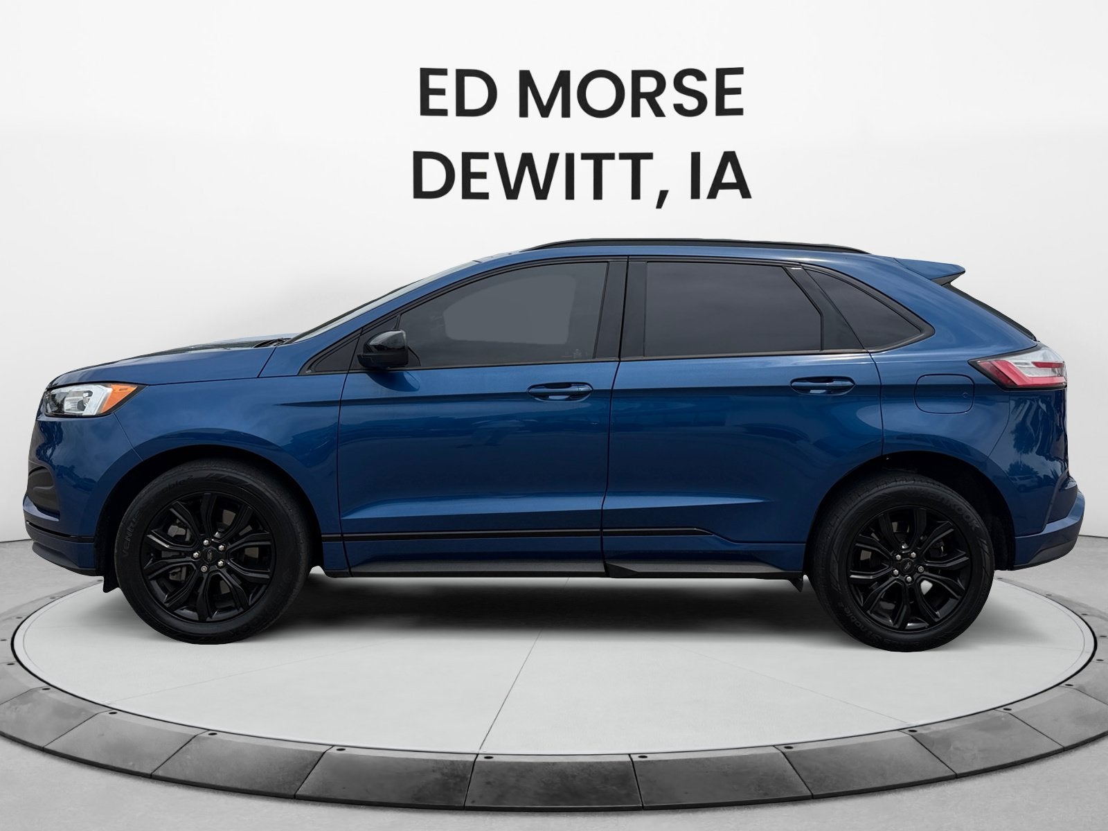 2022 Ford Edge SE