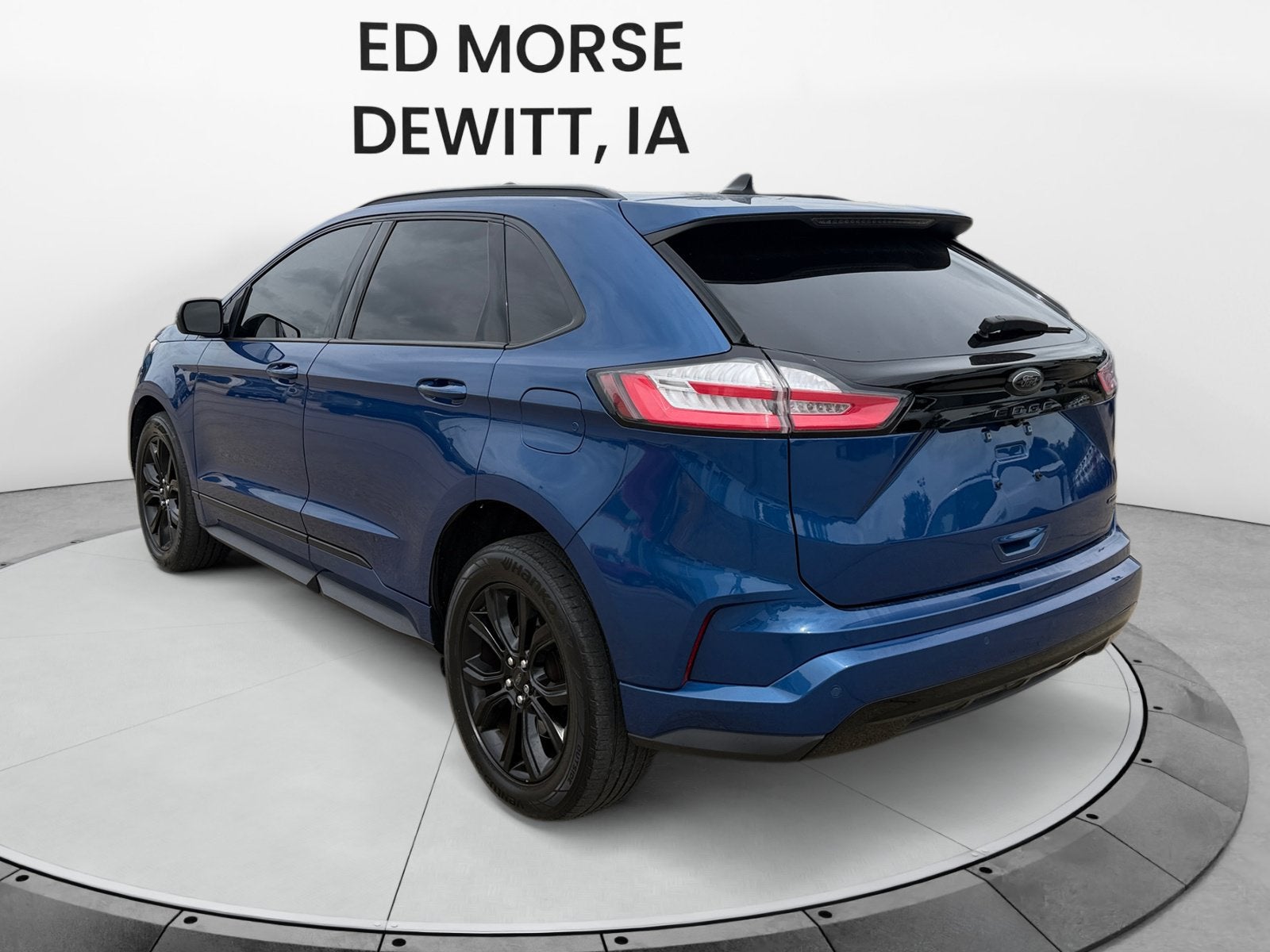 2022 Ford Edge SE