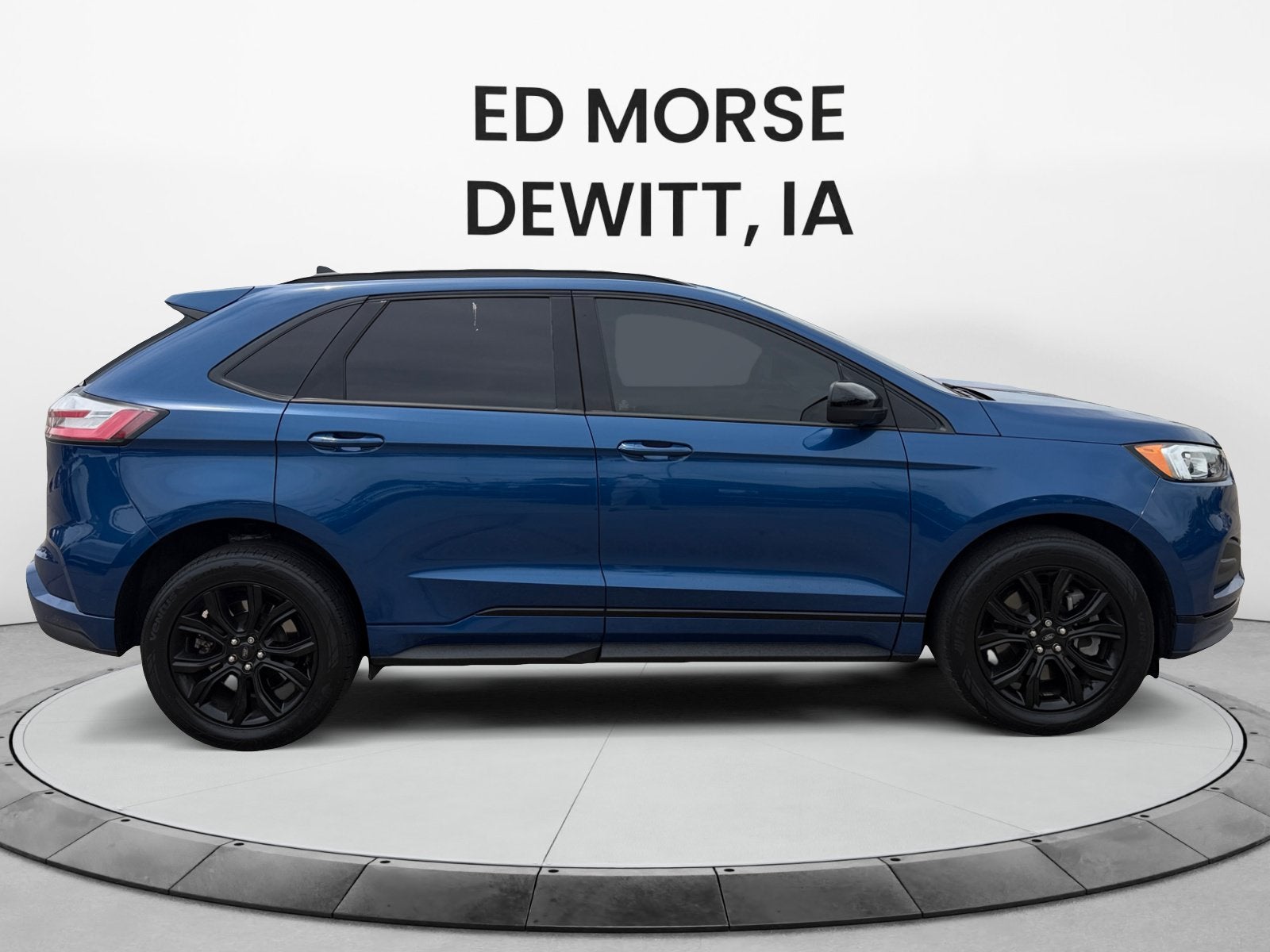 2022 Ford Edge SE
