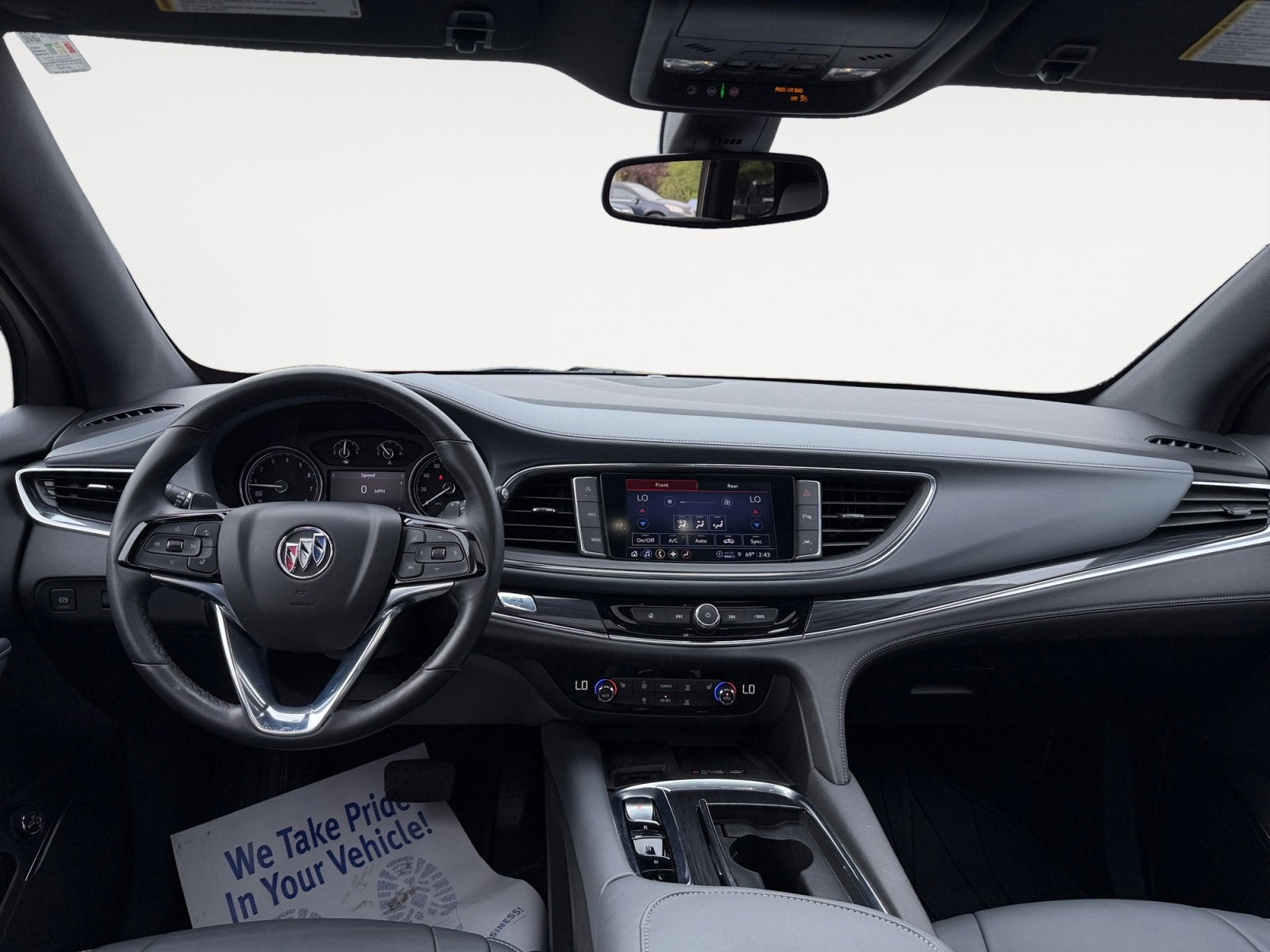 2023 Buick Enclave Essence