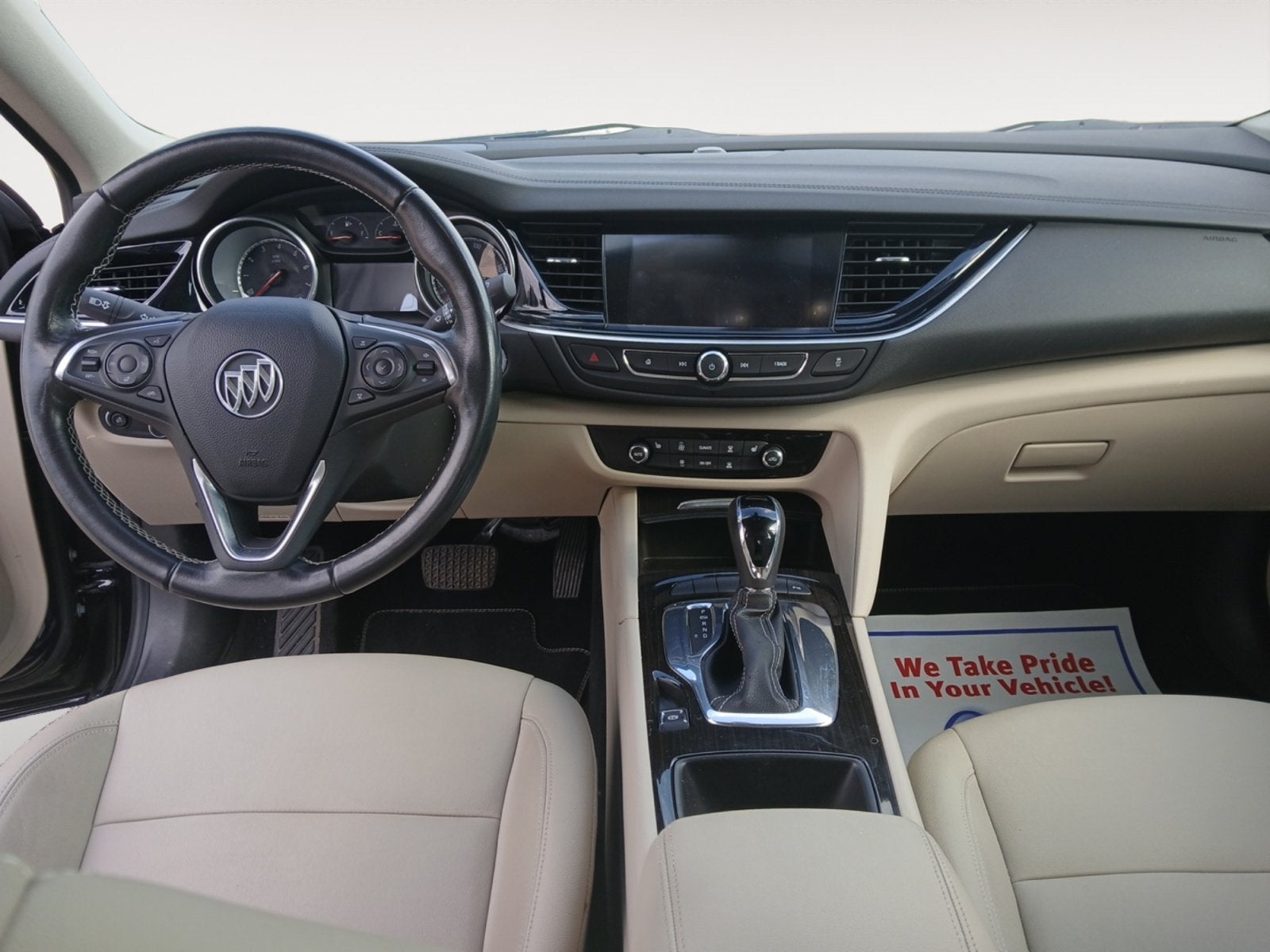 2018 Buick Regal Sportback Essence