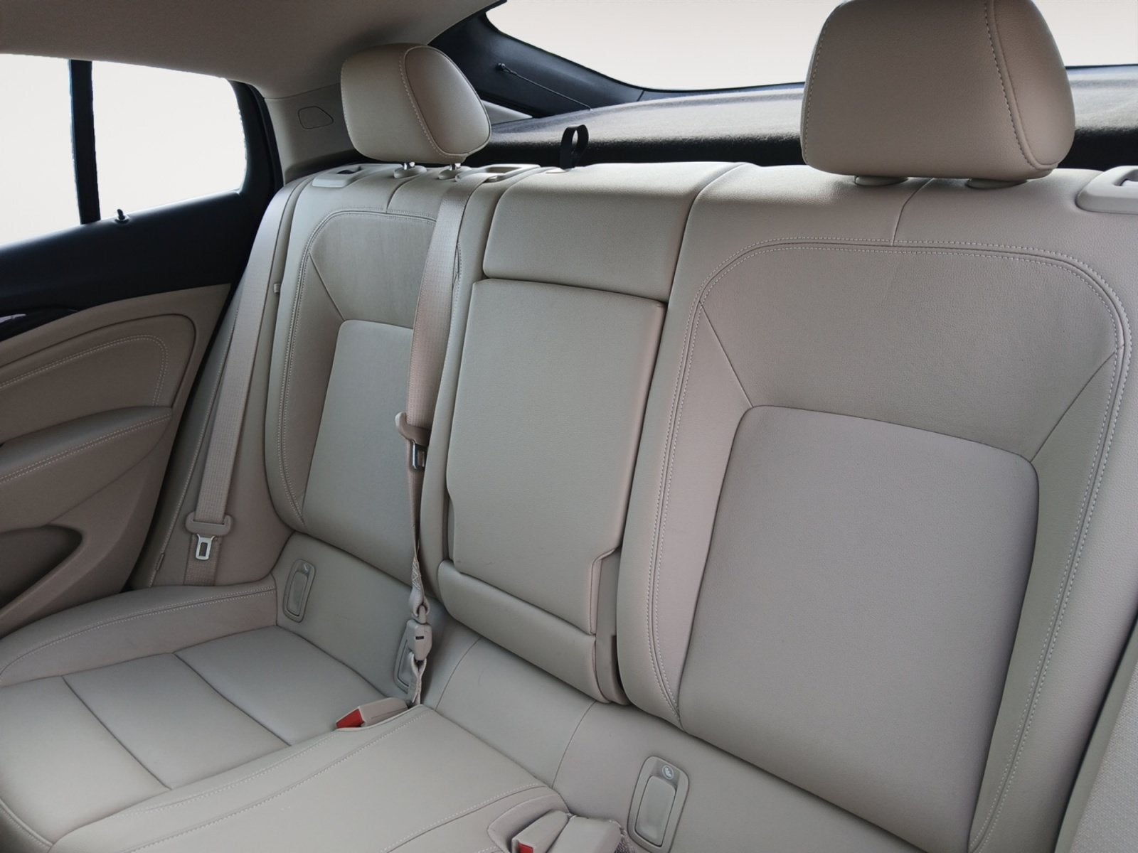 2018 Buick Regal Sportback Essence