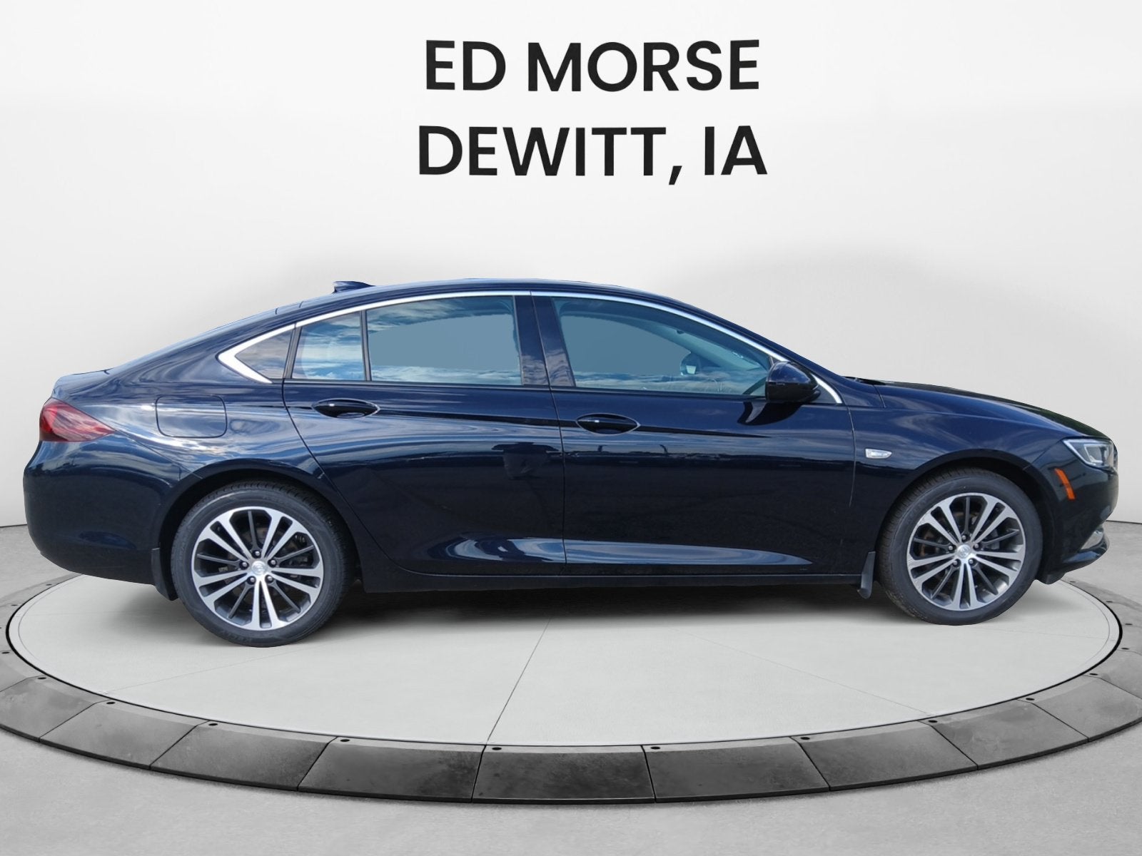 2018 Buick Regal Sportback Essence