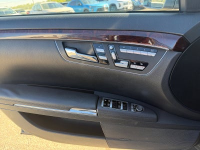 2011 Mercedes-Benz S-Class S 550
